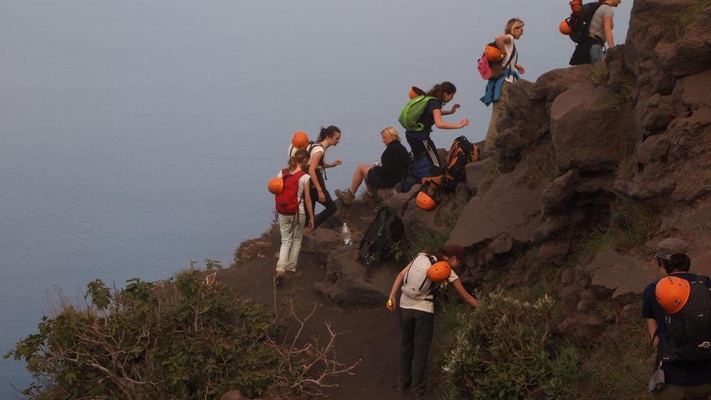 Il Vulcano A Piedi Hotel Stromboli Bagian luar foto