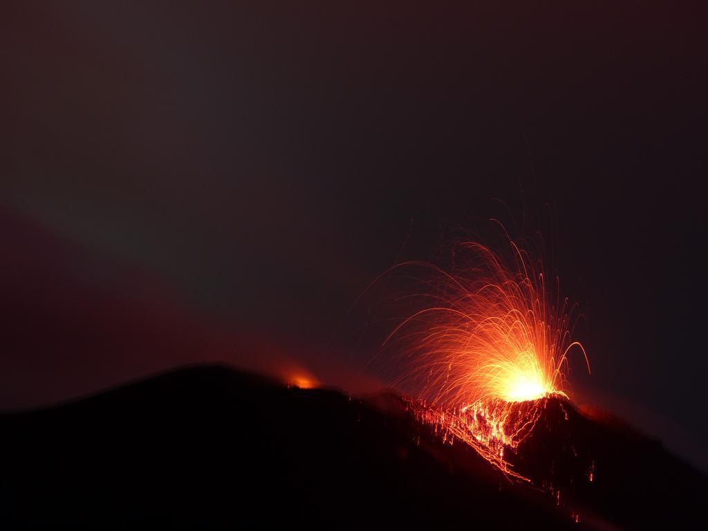 Il Vulcano A Piedi Hotel Stromboli Bagian luar foto