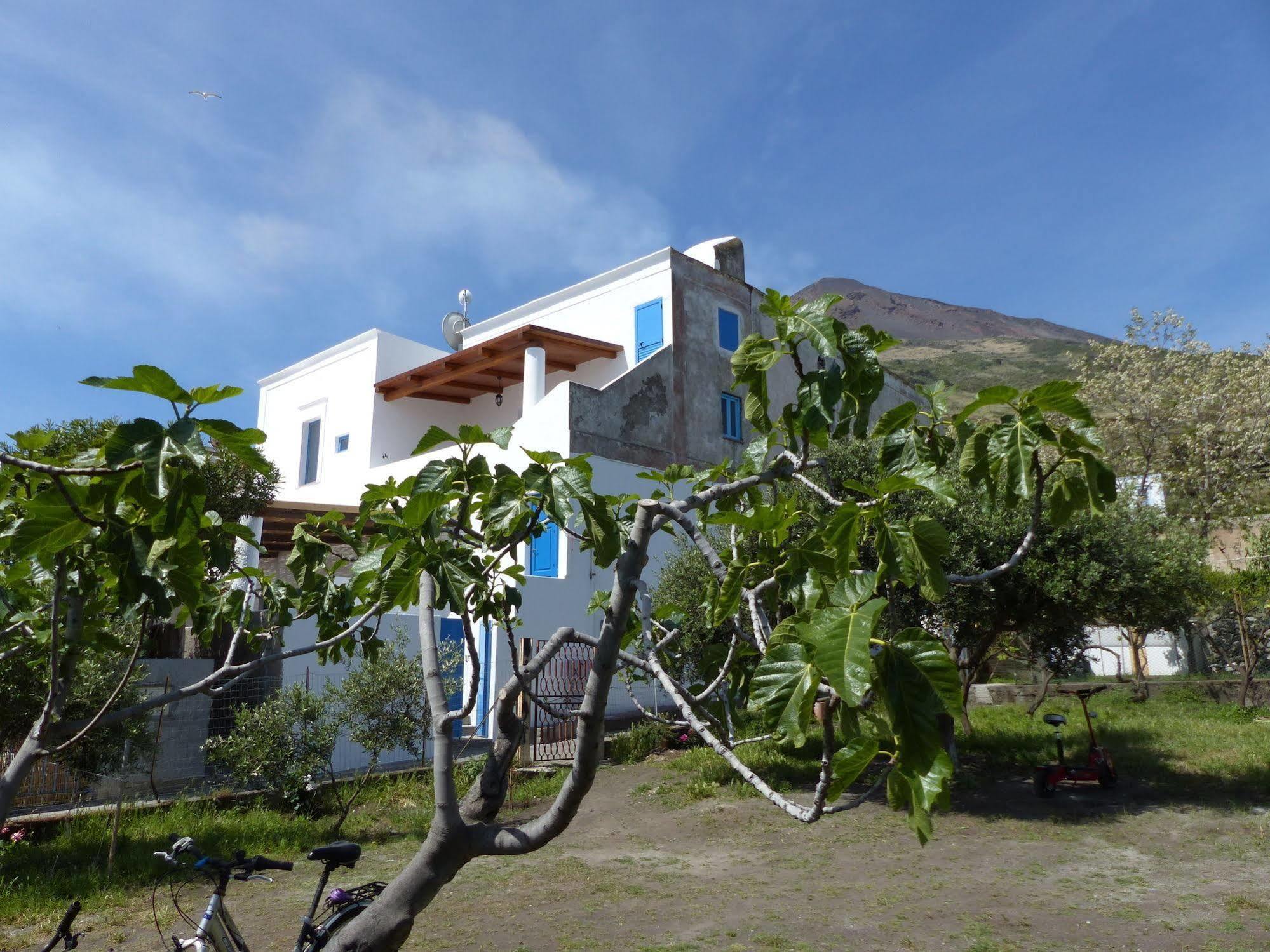 Il Vulcano A Piedi Hotel Stromboli Bagian luar foto